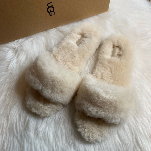UGG Shoes - UGG Fluff Slide II Sheepskin Slipper Natural cream Size US 8 EU 39 New